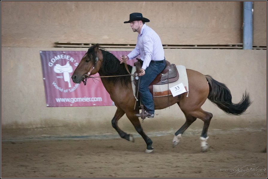 mp-stables 20130921 235